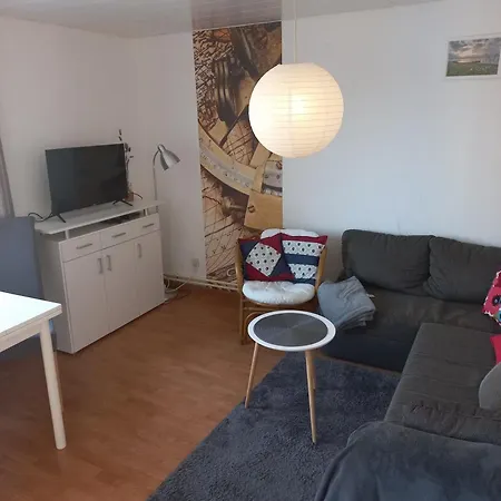 Knudsen Apartment *